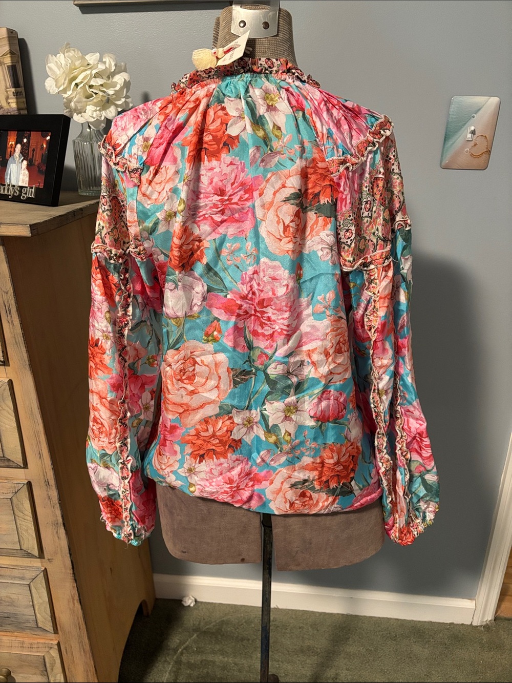 Johnny Was 100% Silk Rose Narcisa Pink Floral Split-Neck Long Sleeve Blouse - Picture 6 of 12